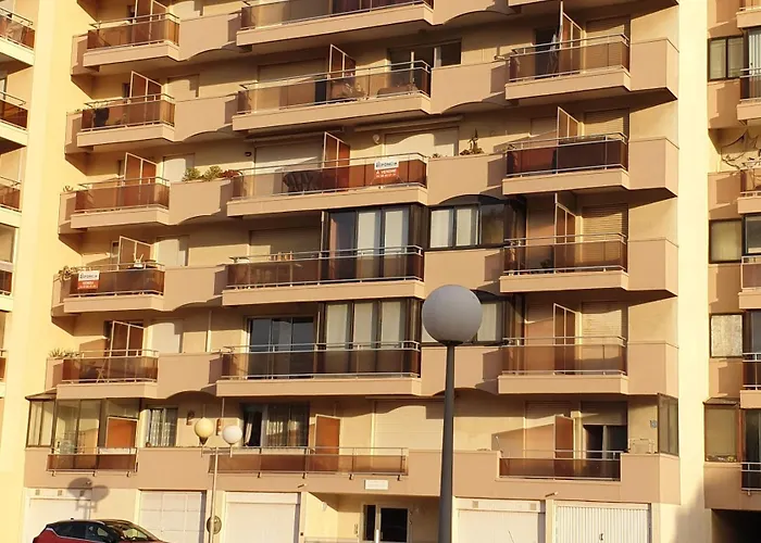 Les Marines Du Soleil Canet-plage カネ